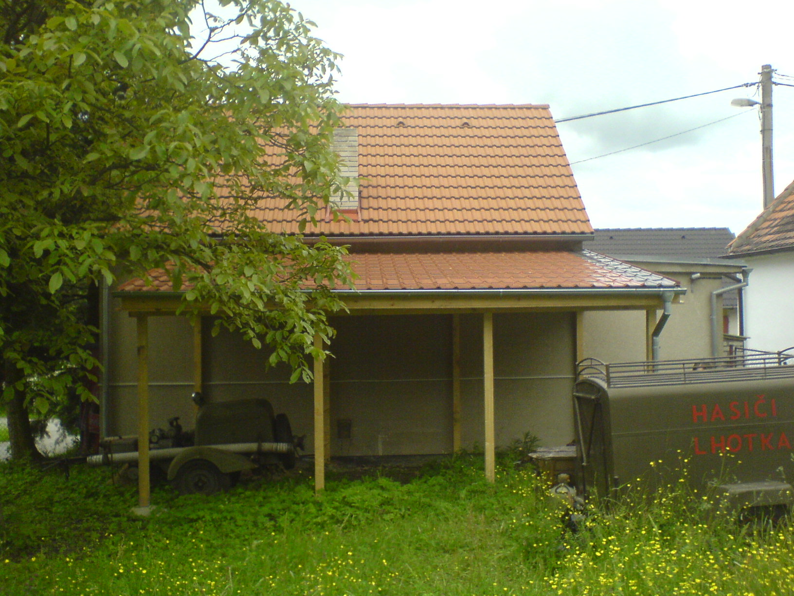 Plechová střecha.JPG